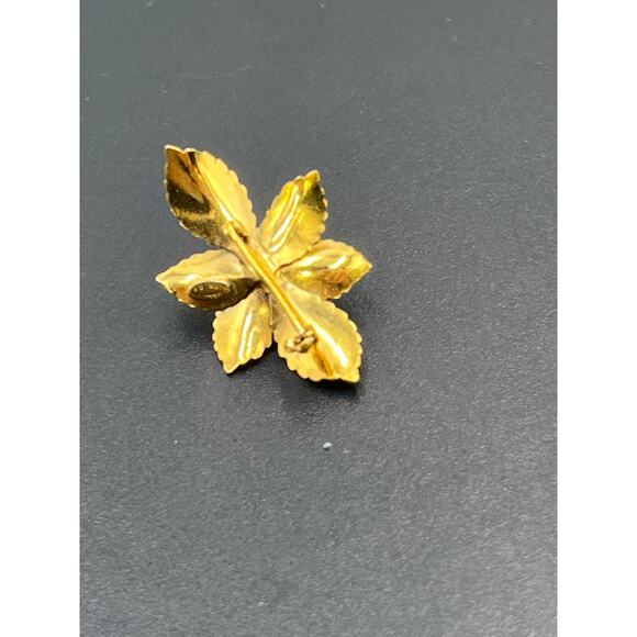 Wells Vintage 14K Gold Filled Rose Flower Leaf Carved Pin Brooch - Picture 9 of 10